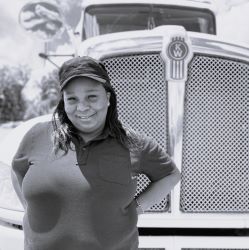 TRUCKERFEMALE