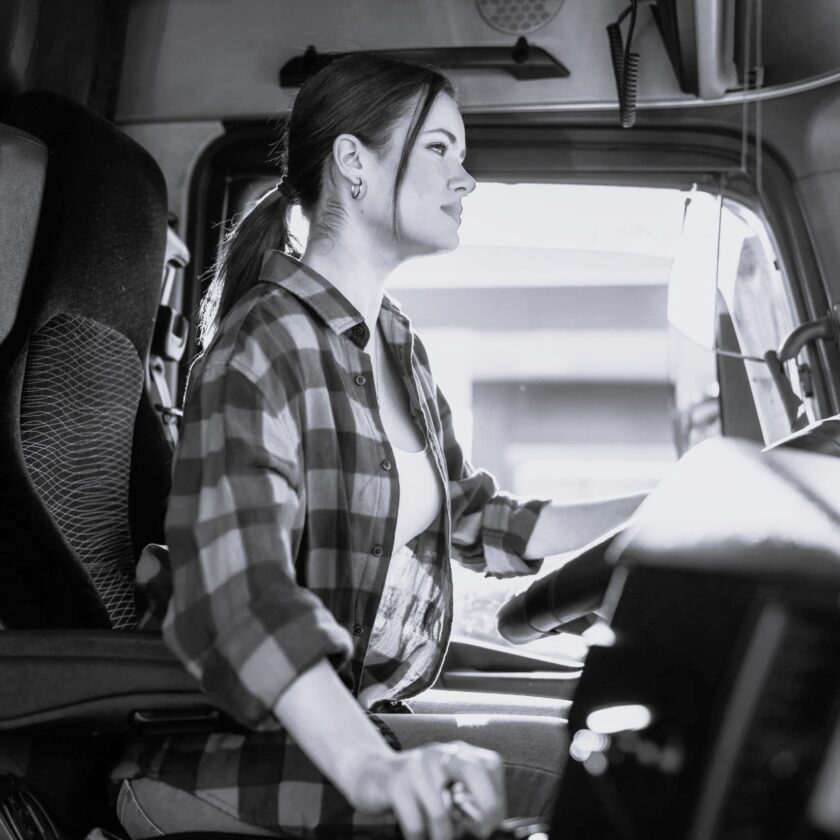 truck-u-driver-girl-scaled
